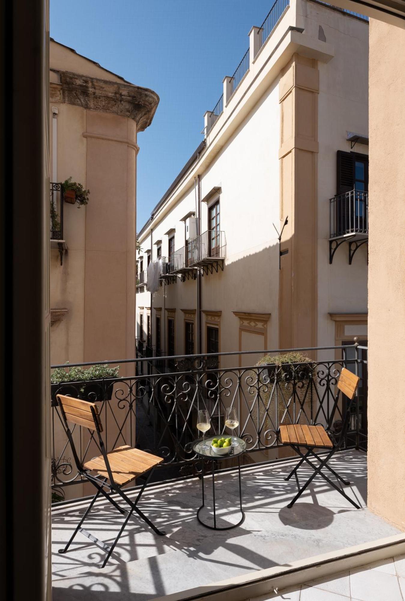 Piano Alloro Palermo Exterior photo