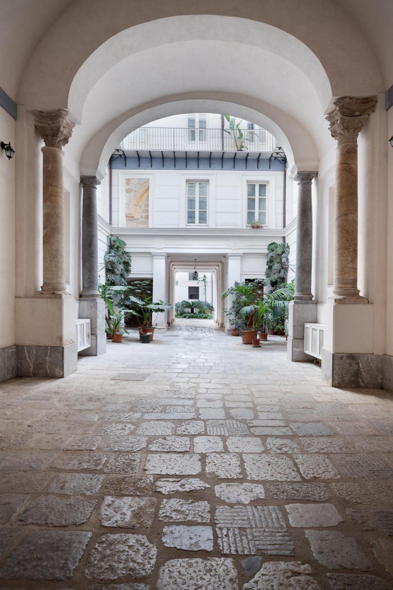 Piano Alloro Palermo Exterior photo